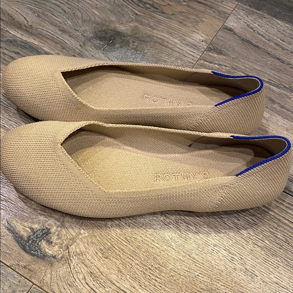 Rothy's size 6 - Picture 2 of 5